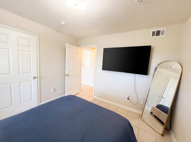 Investor Ready - Indian Lake Condo! This 3-bedroom, 2-bath - photo 10