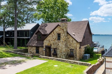 Experience lake living at its finest in this stunning furnished - photo 24