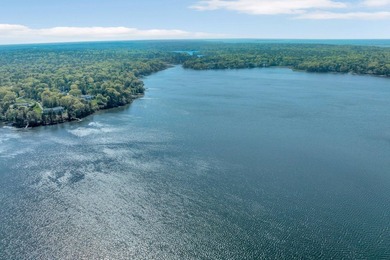 Location! Location! Location! Tucked beside scenic Follins Pond - photo 2