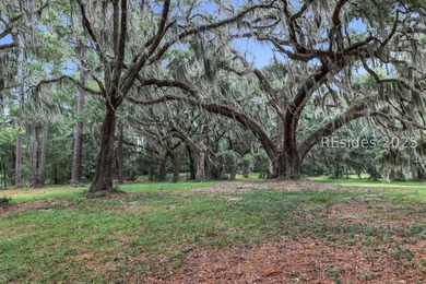 With a conceptual 25 homesites nestled along the pristine salt - photo 4