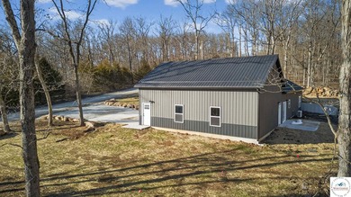 New construction 3-bedroom, 2-bath home situated on 4.66+/- - photo 5