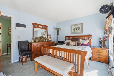 Beautifully maintained family home in the established Windsor