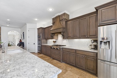 Nestled inside the only 24-7 gated & guarded community on Eagle - photo 18