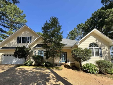 Lake Granada Home For Sale in Hot Springs Village Arkansas