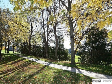 Rare opportunity in established NW area. 58 Villa/Condos style - photo 5