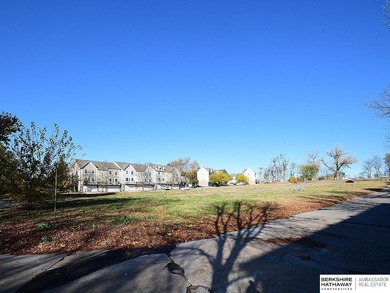 Rare opportunity in established NW area. 58 Villa/Condos style - photo 6