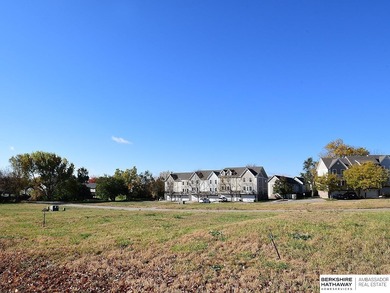 Rare opportunity in established NW area. 58 Villa/Condos style - photo 9