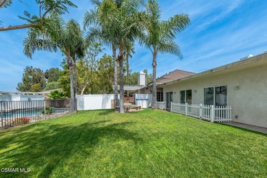Sensational opportunity! Ideally located at the end of a quiet - photo 4