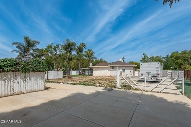 Sensational opportunity! Ideally located at the end of a quiet - photo 6