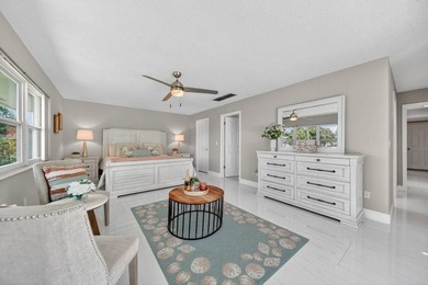 PRICED TO SELL-seller relocating & motivated for a quick closing - photo 12