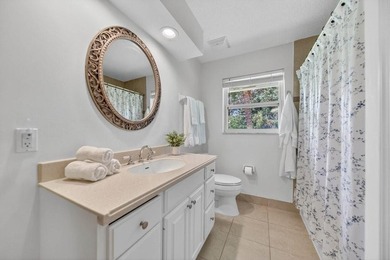 PRICED TO SELL-seller relocating & motivated for a quick closing - photo 18