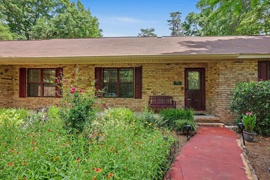 J R Alford Pond Home For Sale in Tallahassee Florida
