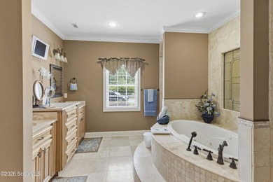 Beautifully maintained and thoughtfully designed, this - photo 36