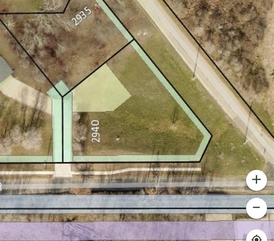 Cedar River - Linn County Lot Active Under Contract in Cedar Rapids Iowa