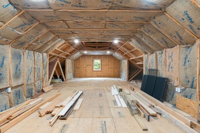 Custom built home meticulously maintained with an abundance of - photo 44