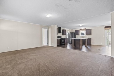 Five-bedroom, two-bathroom, single-story ranch home located one - photo 3