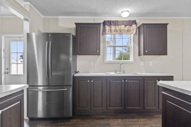 Five-bedroom, two-bathroom, single-story ranch home located one - photo 7
