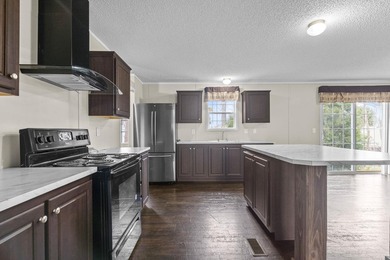 Five-bedroom, two-bathroom, single-story ranch home located one - photo 8