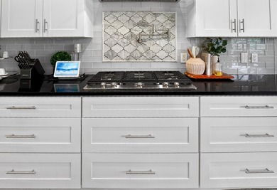 Stunning custom home located on a quiet cul-de-sac in the - photo 8