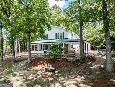 Move In Ready Home with excellent dock,558' waterfront. - photo 8