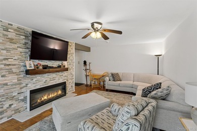 Welcome to oceanfront living at its finest! This beautifully - photo 5