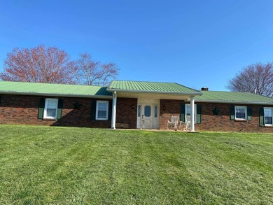 Lake Home For Sale in Waynesburg, Kentucky