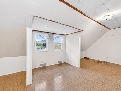 Welcome to 319 Windsor Rd in Greece! This charming Cape Cod - photo 12