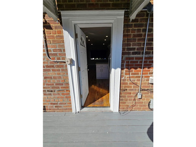 Completely Gut-Renovated. All New Top Of The Line Appliances - photo 13