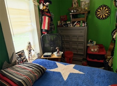 Another Rockin' Rochester Property! This 6-bedroom, 2.5-bath - photo 15