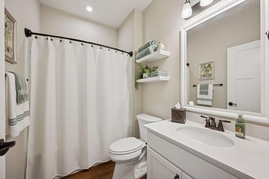 MOTIVATED SELLER! One level living at its finest, this nearly - photo 24