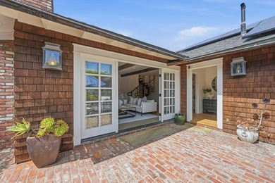 1820 Coast Blvd - photo 5