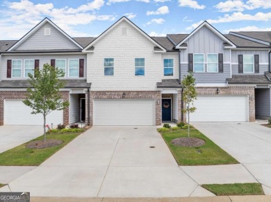 Lake Townhome/Townhouse For Sale in Oakwood, Georgia