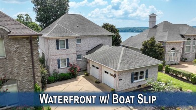 Lake Home For Sale in Savannah, Tennessee