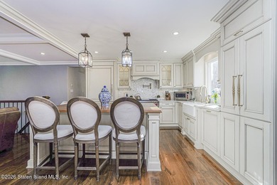 Welcome to 88 W Cedarview Avenue! This home is a beautifully - photo 8