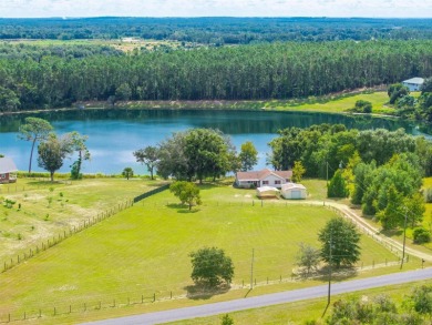 Lake Home Sale Pending in Weirsdale, Florida