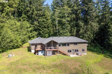 One of a kind, custom craftsman home! Private and secluded - photo 2