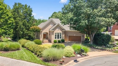A truly exceptional property where quality, elegance, and views - photo 4