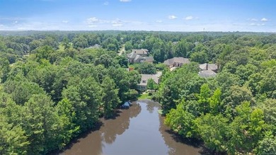 A truly exceptional property where quality, elegance, and views - photo 5