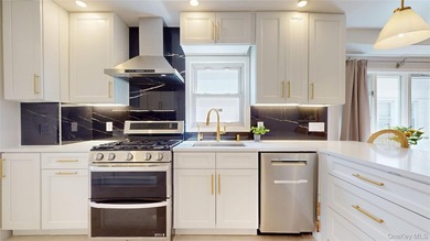 Newly renovated and move-in ready, this fully detached - photo 7