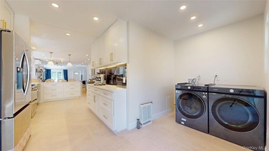 Newly renovated and move-in ready, this fully detached - photo 8