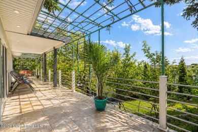 Welcome to 75 Longview Road, a custom-built contemporary home - photo 9
