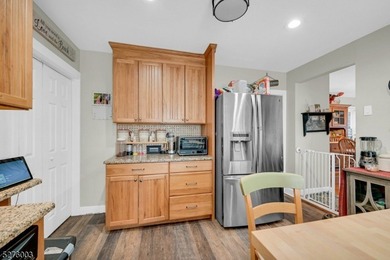 This Charming Colonial Home In The Upper Greenwood Lake Area Has - photo 14
