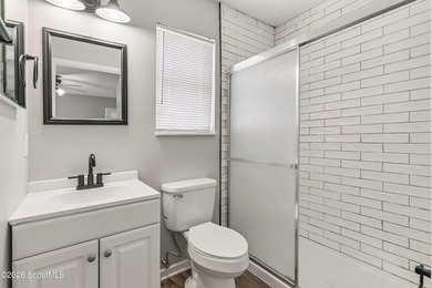 Discover this beautifully updated 3 bedroom, 2 bathroom home - photo 15