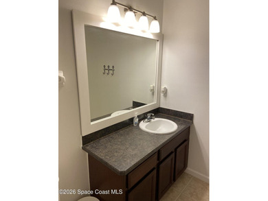 Welcome to this beautifully maintained 2-bedroom, 3-bathroom - photo 31