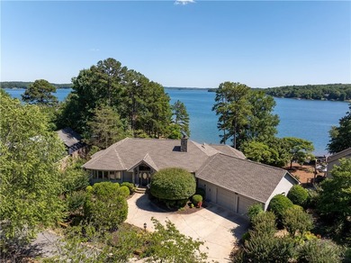 Enjoy wide water scenic Lake Keowee views with a sandy beach. - photo 1