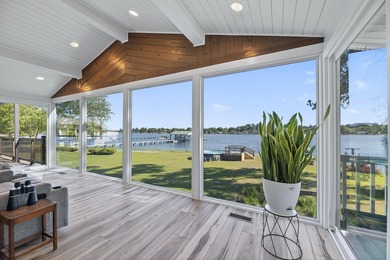 This beautifully renovated 5-bedroom, 3-bath Lake Marion - photo 10