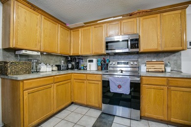 This is a great home located on a quiet Cul-De-Sac in the Bluffs - photo 13
