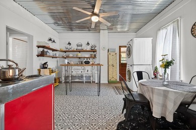 Charming and full of character, this cozy 2-bedroom, 1-bath - photo 19