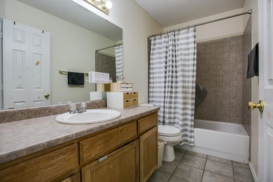 This is a great home located on a quiet Cul-De-Sac in the Bluffs - photo 21