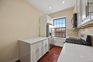 Fully Renovated Mixed-Use Property for Sale This turnkey, fully - photo 26